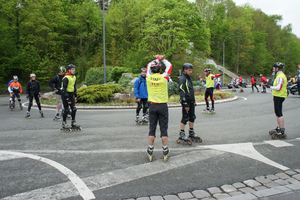 1er ravitaillement, encadrement toujours très pro du club Saint-Paul Position Roller