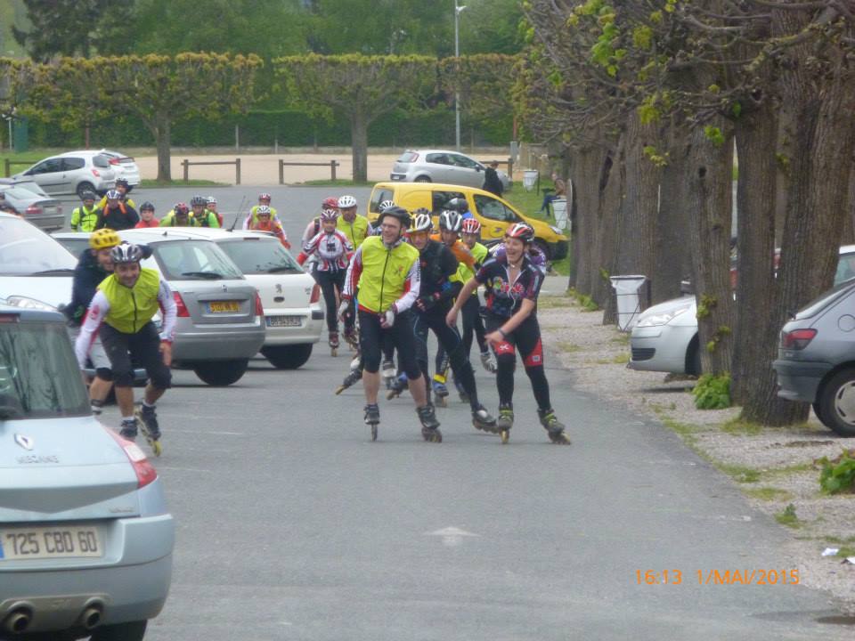 TransOise Roller 2015 Dernier ravitaillement - quelques impatients