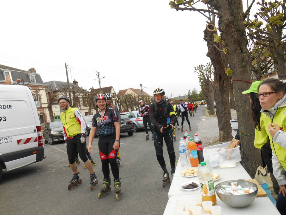 Les impatients sont allés si vite qu'ils ont dépassé la table de ravitaillement!